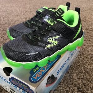 Boys Skechers Shoes - Brand New Size 12